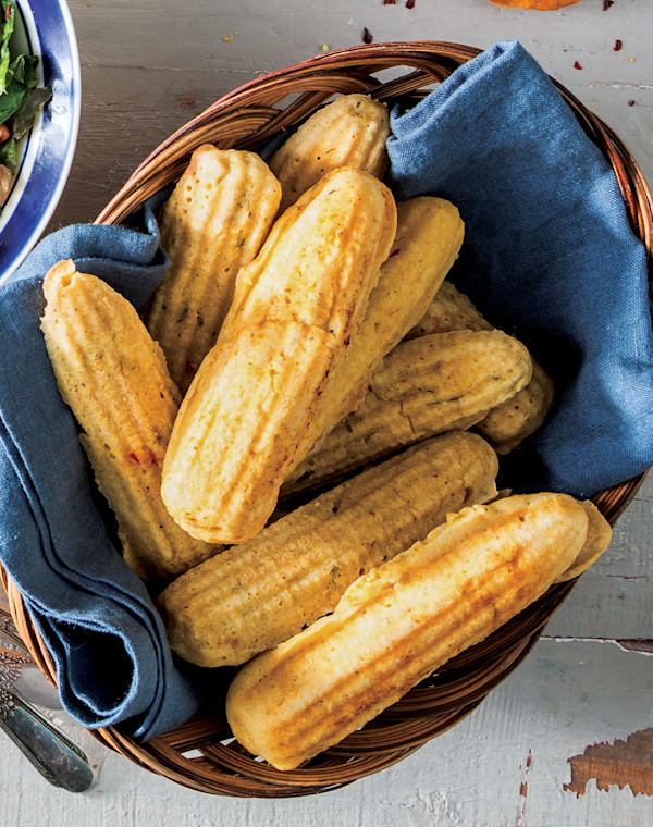 Chili-Onion Cornsticks