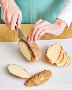 Fresh-Cut-French-Fries-Step1