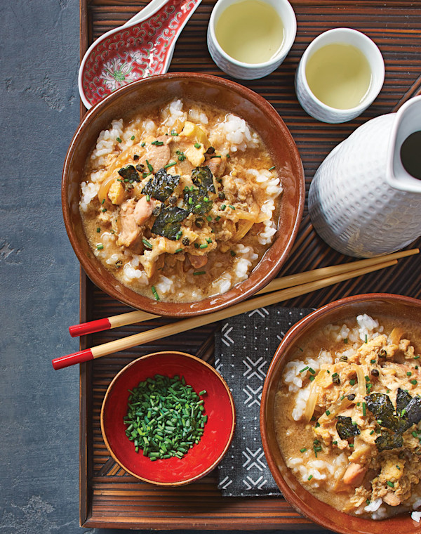Oyakodon (Poached Chicken and Egg in Dashi and Soy Broth)