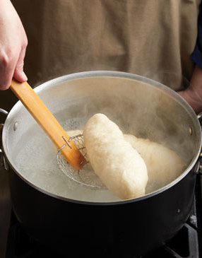 Pretzel-Buns-Rolls-Step5