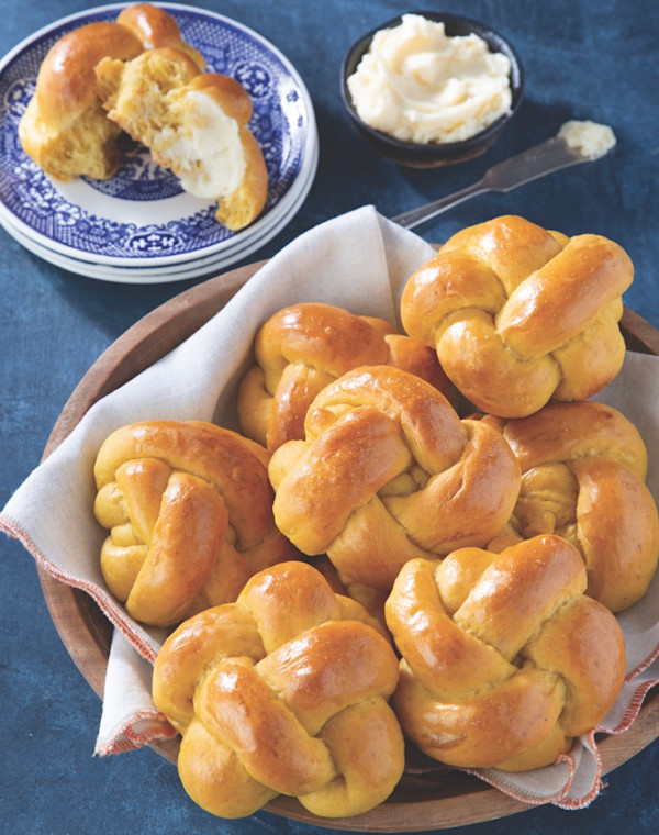 Pumpkin Yeast Rolls