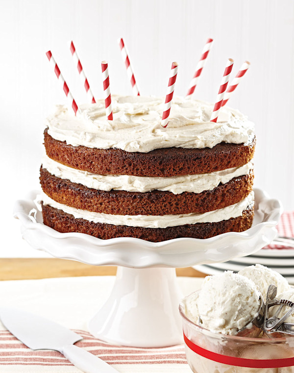 Root Beer Float Cake with vanilla ice cream frosting